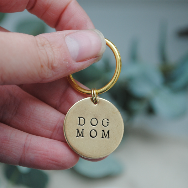Dog mom keychain discount
